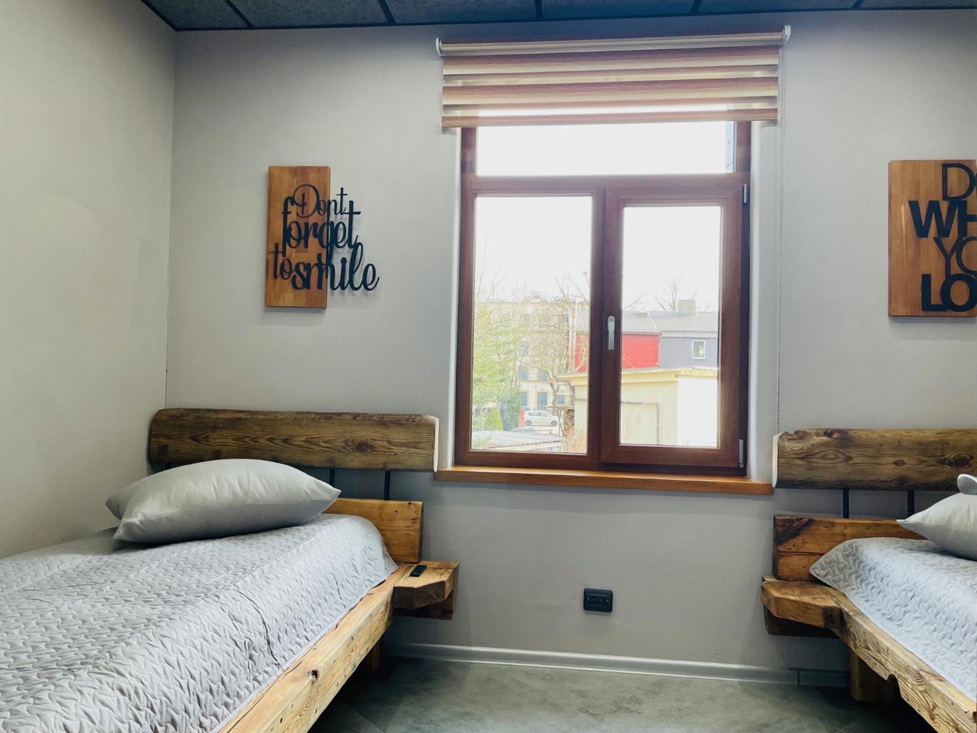 Apartment Brivibas - West / East, Free Privat Parking, Free Wifi, Self Check-in